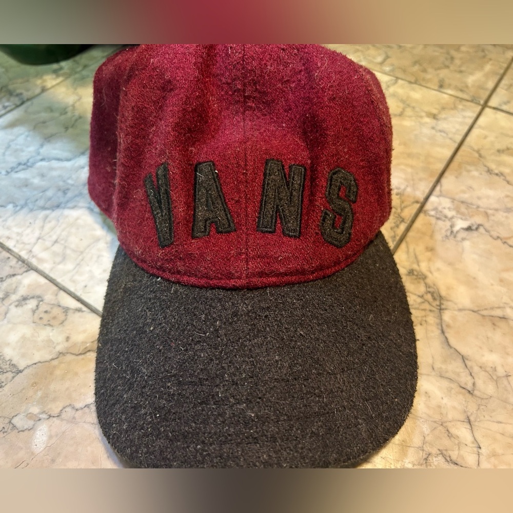 Vans - Picture 3 of 3